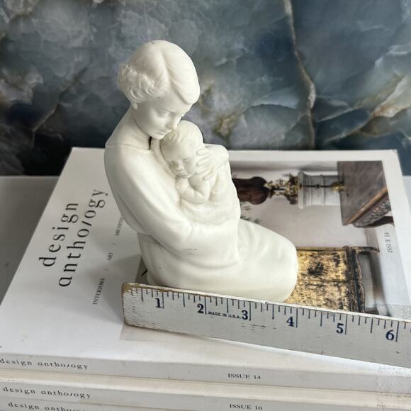 Florence P Hansen 83 Sculpture Cherished Moment Mother Baby Porcelain 7" - Picture 9 of 10